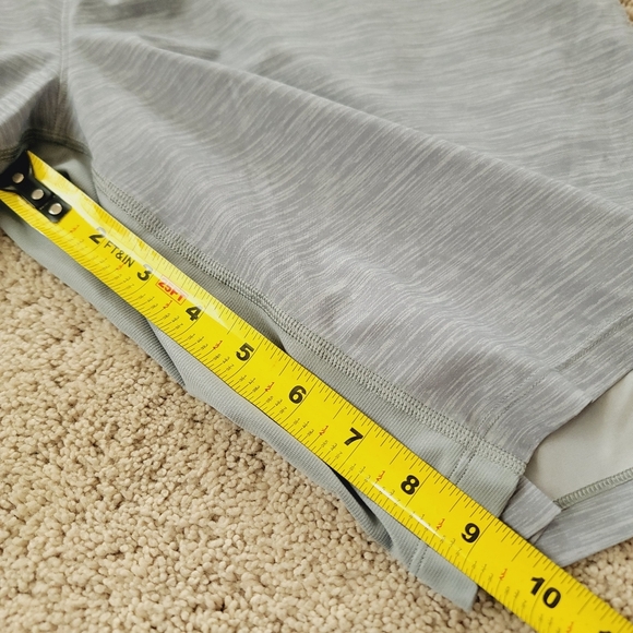 Lululemon T.H.E. Short *Linerless 9" M - Picture 4 of 9